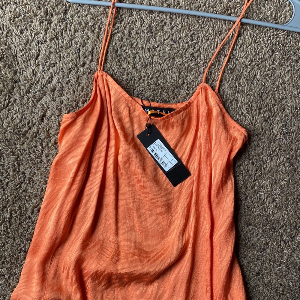Dress - Picture 2 of 3